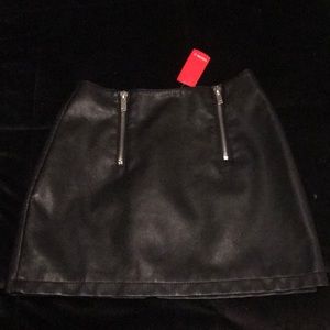 Black leather skirt - Forever 21